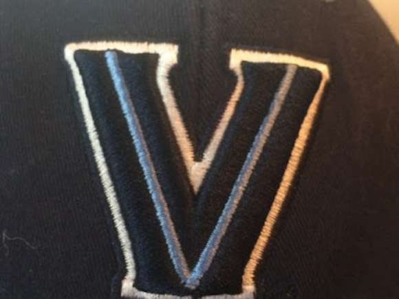 Meet your Posher, Max - Picture 1 of 1